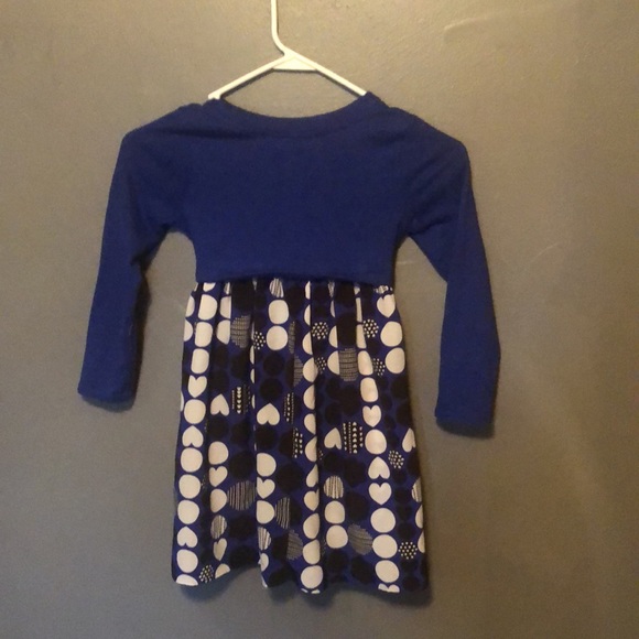 Girls very cute dress long sleeved Blue and circle design - Picture 2 of 3